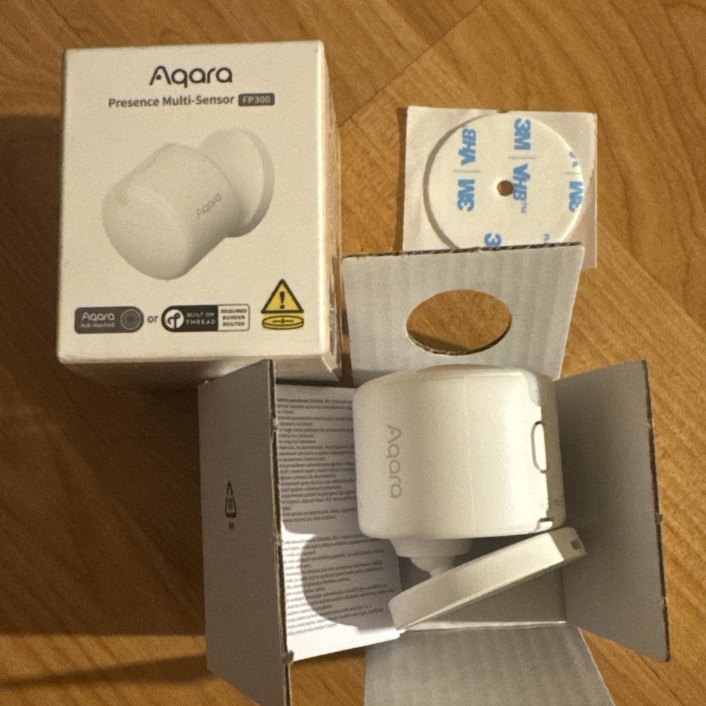 Aqara FP300 Presence Multi-Sensor mmWave Matter Thread Smart Home - Open Box